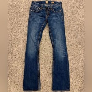 Studio 5 Jeans